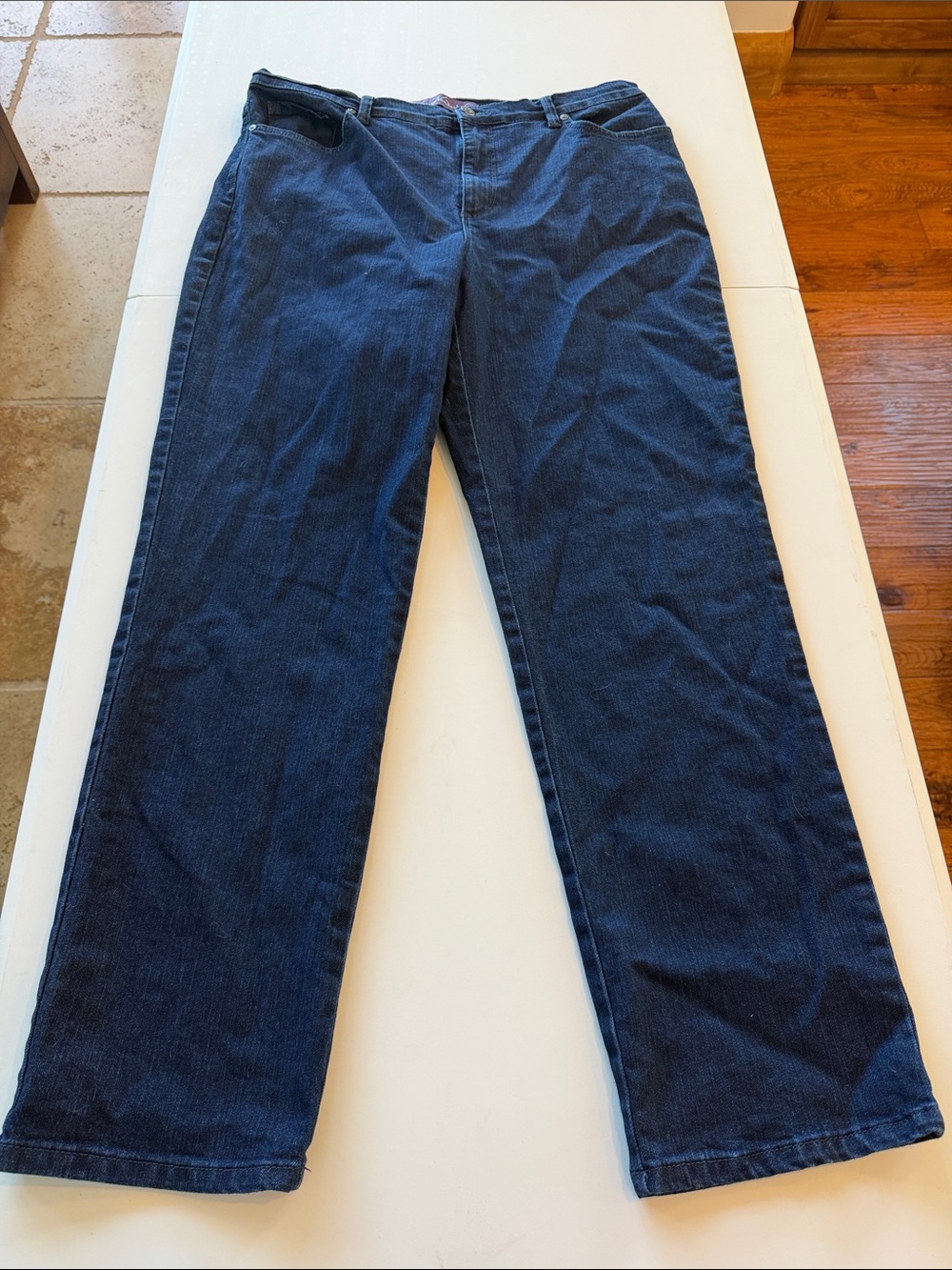 Gloria Vanderbilt Dark Blue Straight-Leg Jeans